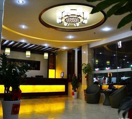 Guilin Jinxiu Xiaoxiang Business Hotel Lingchuan  Екстериор снимка